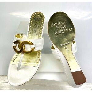JUICY COUTURE Size 8.5 Gold Bottom Sandal  Chain Detail The Rita